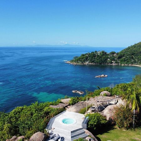 Chateau De Feuilles & Spa - Praslin Island Baie Sainte Anne Exterior photo