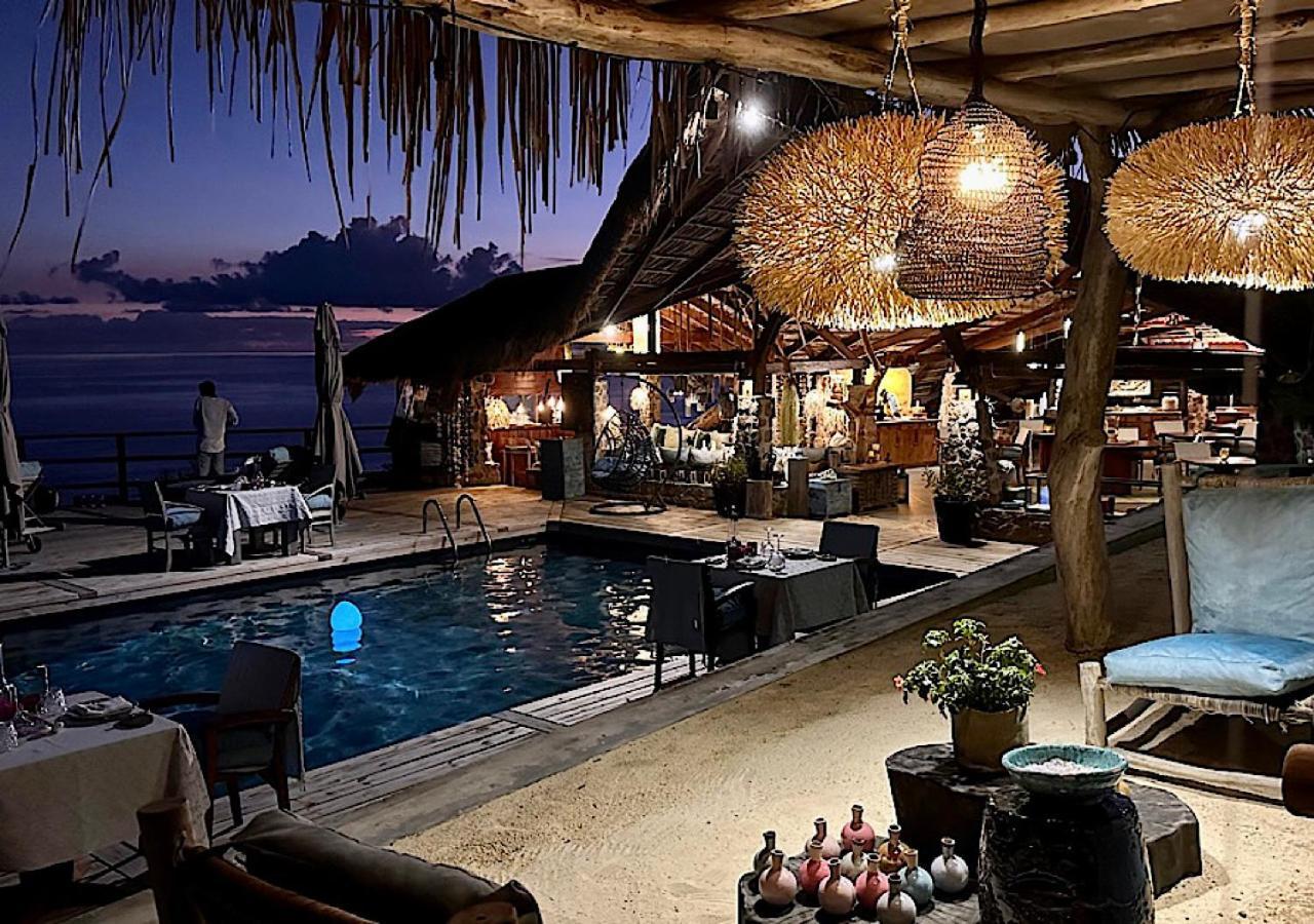 Chateau De Feuilles & Spa - Praslin Island Baie Sainte Anne Exterior photo