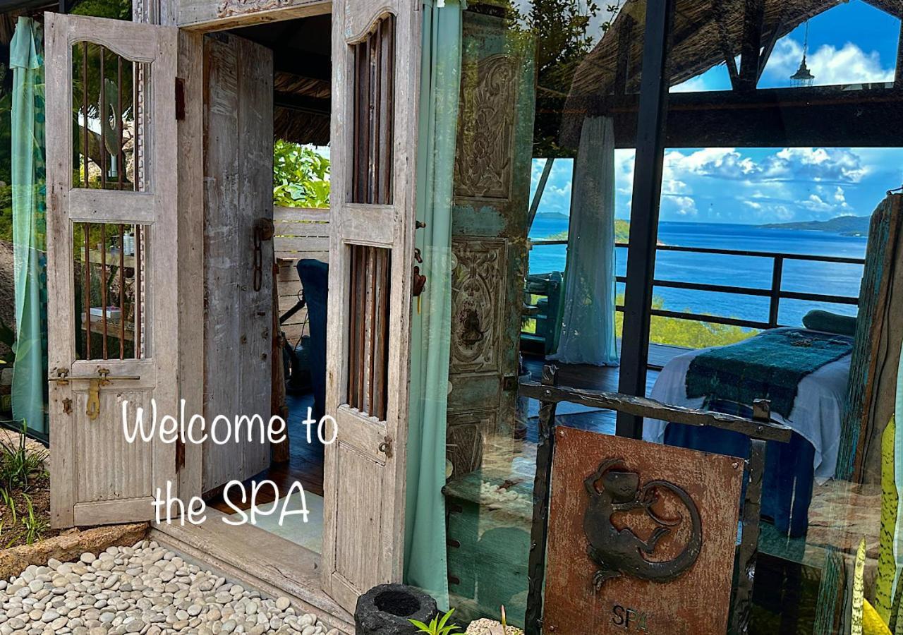 Chateau De Feuilles & Spa - Praslin Island Baie Sainte Anne Exterior photo